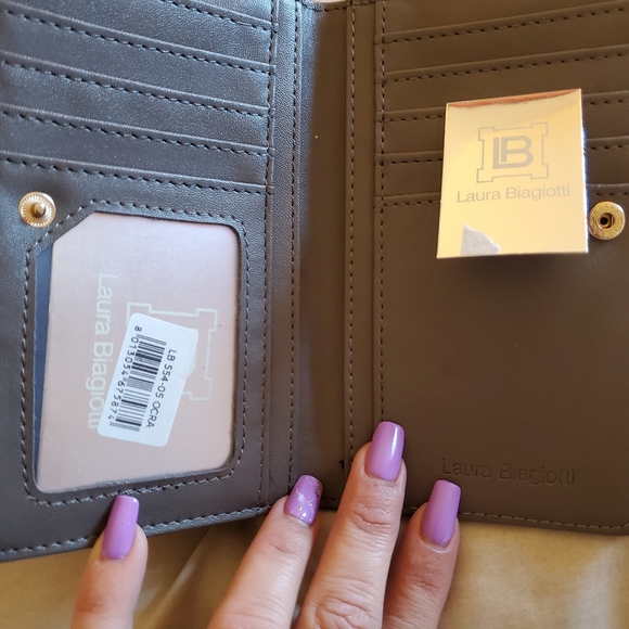 Wallet - Picture 3 of 4